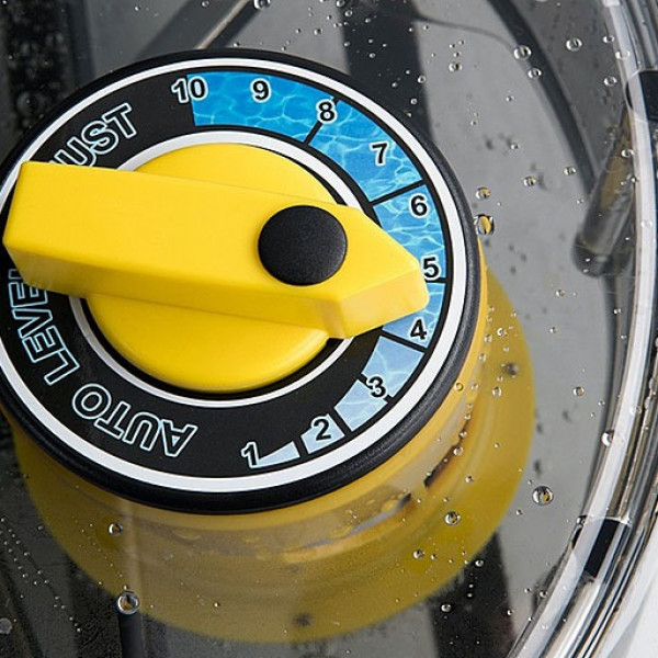 Профессиональный гребной тренажер Spirit Fitness CRW900 с резервуаром для воды-7