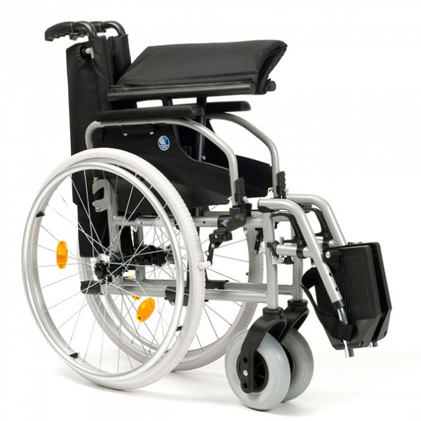 Кресло-коляска инвалидное механическое Vermeiren V100 (компл. D100)-1