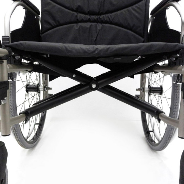 Кресло-коляска инвалидное механическое Vermeiren V100 XL для крупных пользователей-5