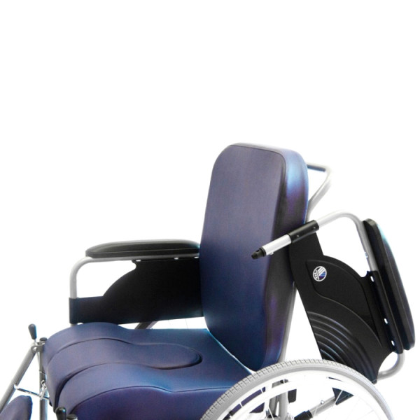 Кресло-коляска с санитарным оснащением Vermeiren 9300-2