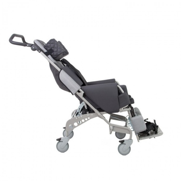 Кресло-коляска на комнатной раме Akcesmed RACER Home-4