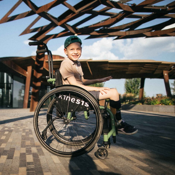 Кресло-коляска активного типа Kinesis AJ от 7 до 15 лет-5