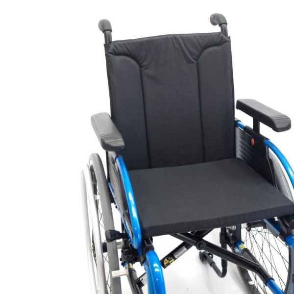 Инвалидная кресло-коляска активного типа MEYRA Avanti 1.736-5