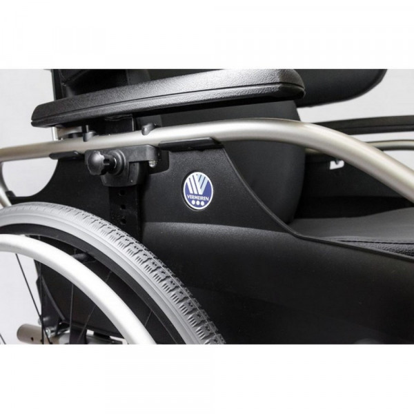 Кресло-коляска инвалидная Vermeiren V300+30° (комп. V500 + 30° Comfort)-3