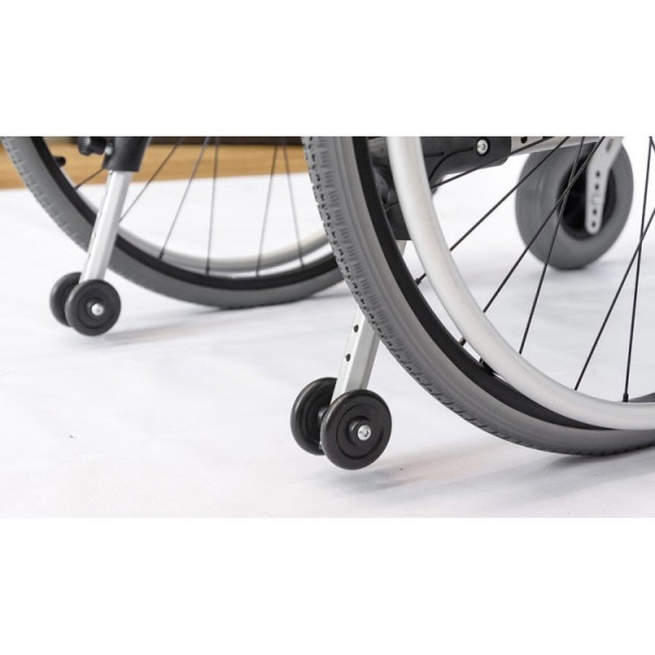Многофункциональная инвалидная коляска Vermeiren V300+30° Comfort-14