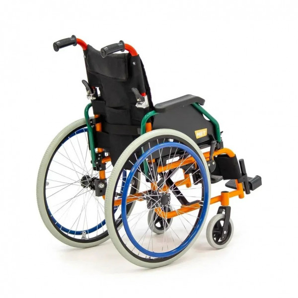 Детская инвалидная коляска Met Gand-2