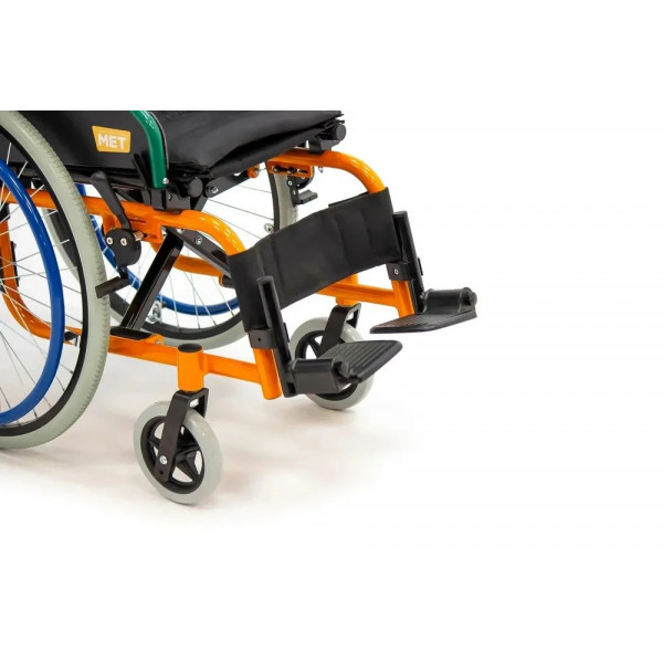 Детская инвалидная коляска Met Gand-6