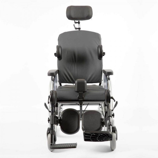 Инвалидная механическая кресло-коляска MEYRA SOLERO-3