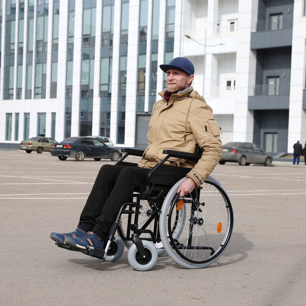 Кресло-коляска для инвалидов Base Lite 400-7