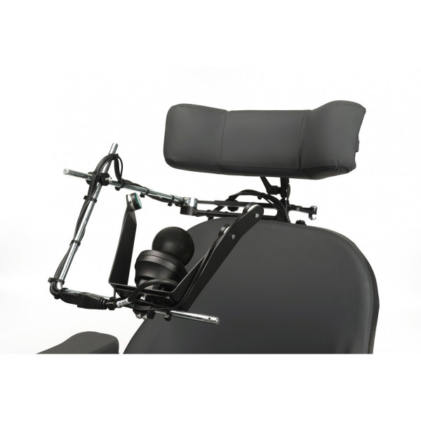 Кресло-коляска инвалидное Vermeiren Navix с передним электроприводом-11