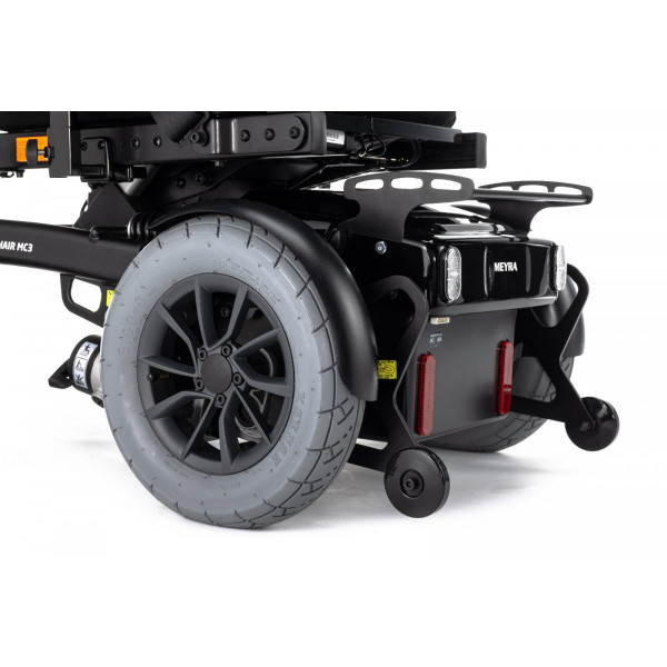 Инвалидная кресло-коляска с электроприводом MEYRA iChair MC3-14