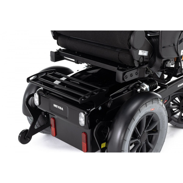 Инвалидная кресло-коляска с электроприводом MEYRA iChair MC3-17