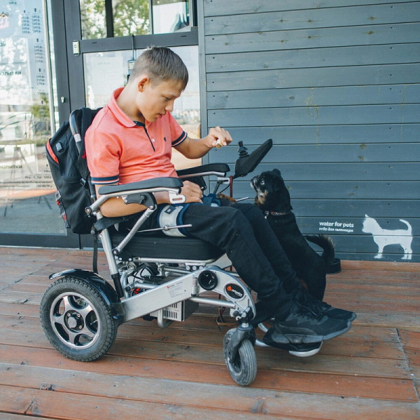 Электрическая коляска Ortonica Pulse 640 малогабаритная-4