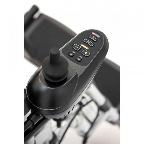 Кресло-коляска MET COMFORT AUTO с функцией регулировки спинки до горизонтального положения 20700-5